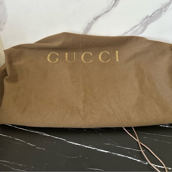 🧡GUARANTEED AUTHENTIC GUCCI GG SUPREME MEDIUM JOY TOTE🧡 - Picture 16 of 16